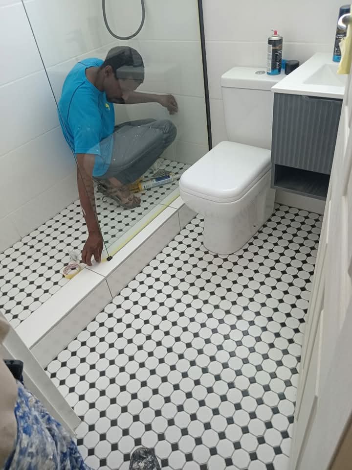 Mosaic bathroom