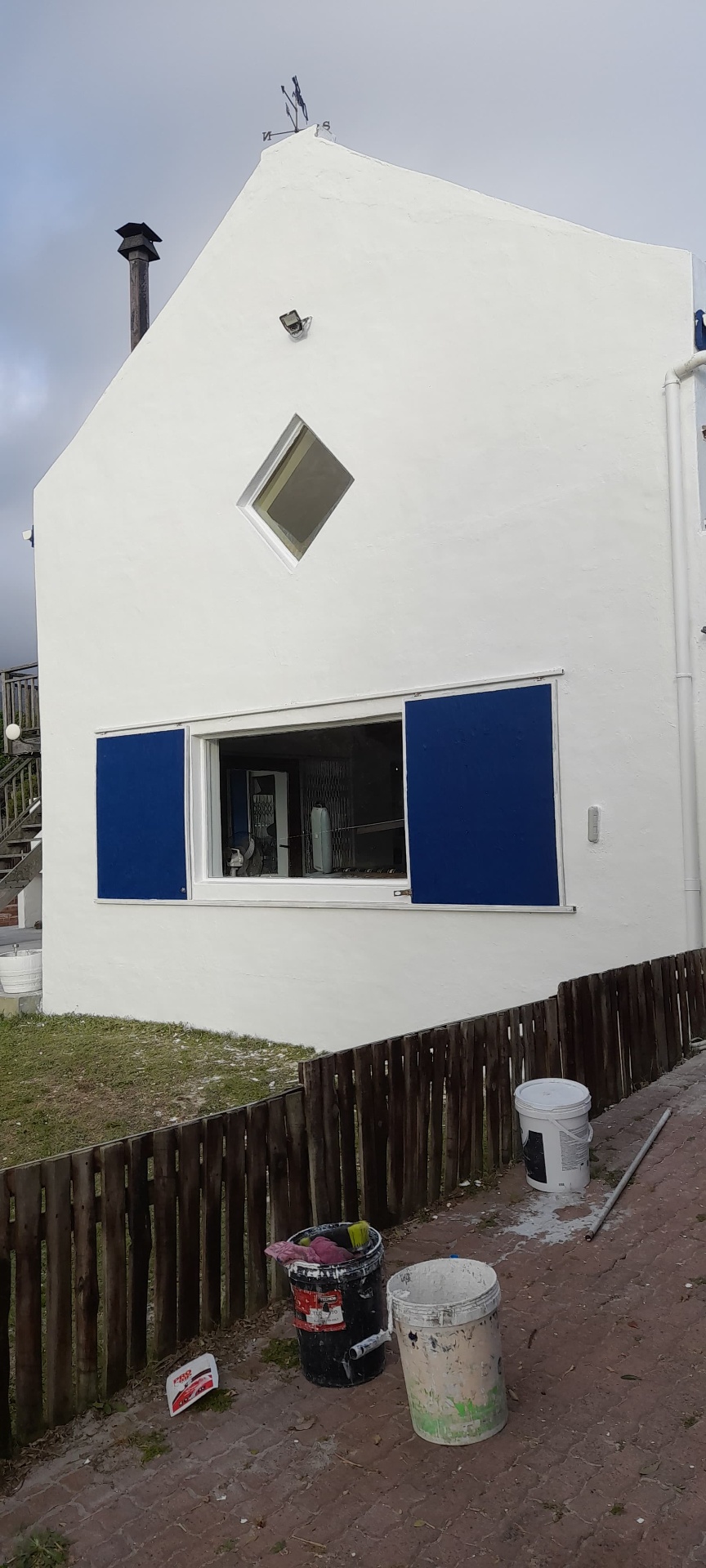 Exterior plaster & paint